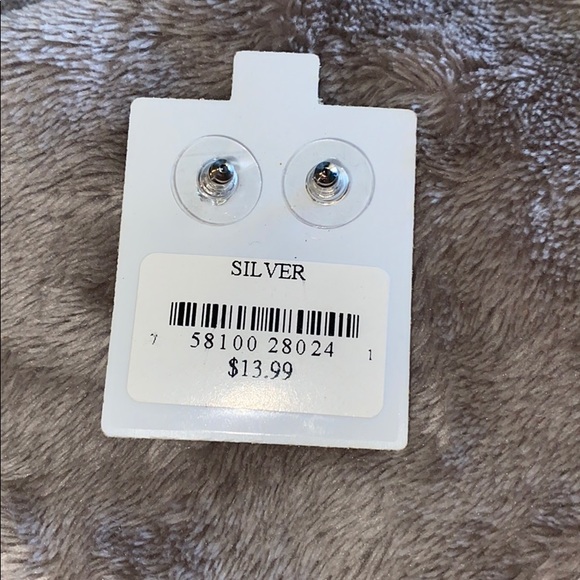 earrings - Picture 2 of 2